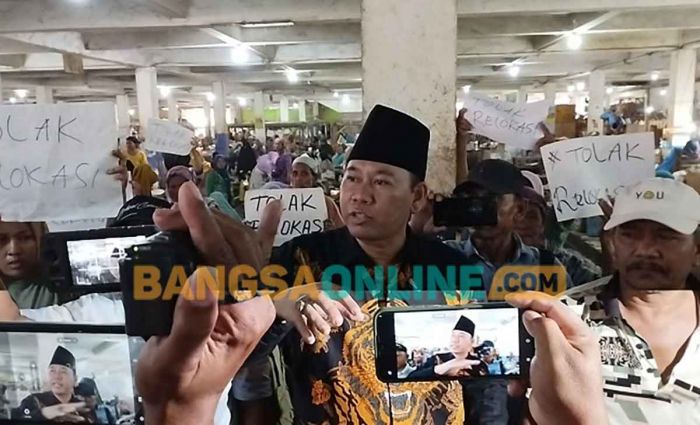 Relokasi Pasar Srimangunan Terkesan Dipaksakan, Pemkab Sampang Dinilai tak Miliki Kepedulian Relokasi Pasar Srimangunan Terkesan Dipaksakan, Pemkab Sampang Dinilai tak Miliki Kepedulian