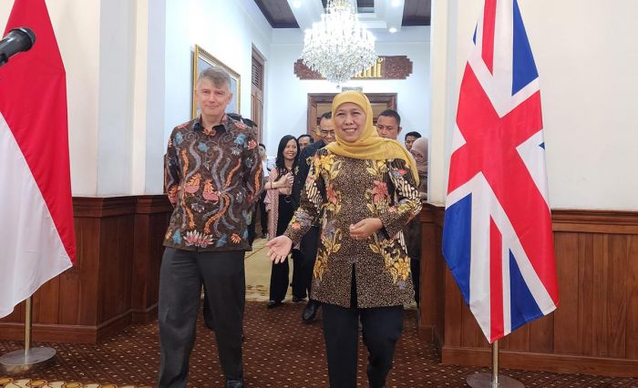 Bertemu Duta Besar Inggris untuk Indonesia, Khofifah Bahas Kerja Sama Strategis