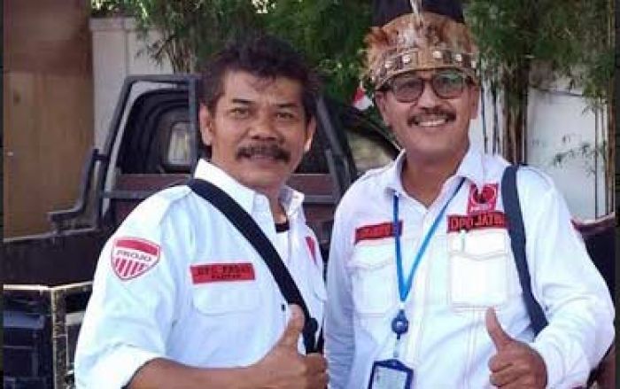 Projo Pacitan Minta Jokowi Memaafkan Tiga Emak-emak di Karawang Projo Pacitan Minta Jokowi Memaafkan Tiga Emak-emak di Karawang