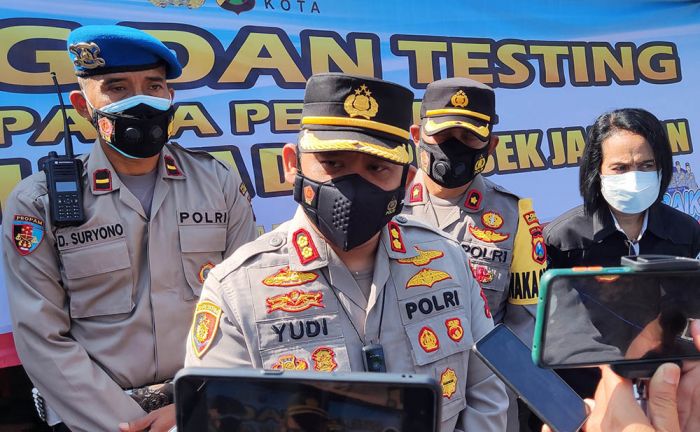 1.024 Personel Polres Kediri Kota Jalani Swab Antigen 1.024 Personel Polres Kediri Kota Jalani Swab Antigen