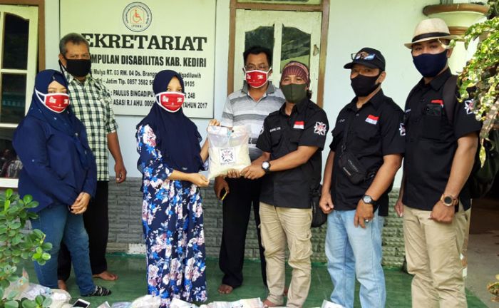 Peringati Hari Lahir Pancasila ke-75, Kosti Kediri Salurkan Beras ke Penyandang Disabilitas