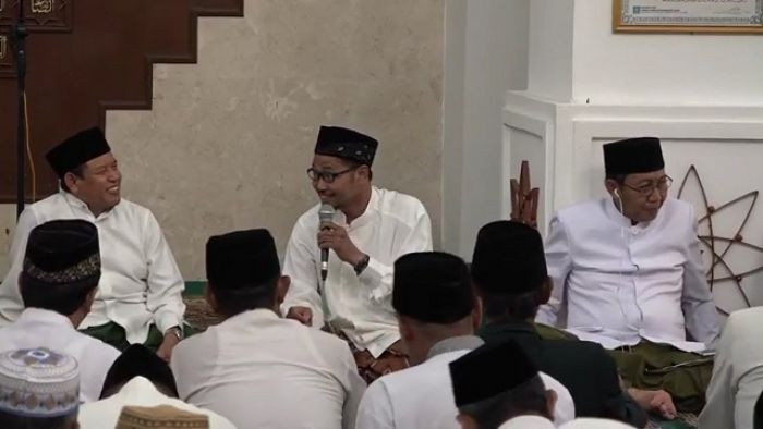 Mencari Solusi Melalui Muhasabah Pagi di Pendopo Krido Manunggal, Tuban Mencari Solusi Melalui Muhasabah Pagi di Pendopo Krido Manunggal, Tuban
