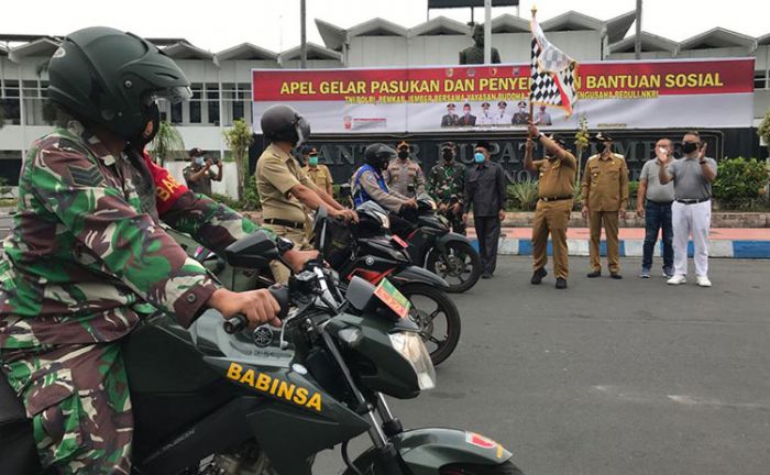 Bupati Hendy Lepas Bansos 30 Ton Beras bagi Masyarakat Terdampak Covid-19