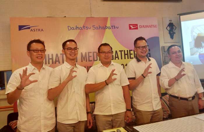 Daihatsu Targetkan 200 SPK di Event GIIAS Surabaya Daihatsu Targetkan 200 SPK di Event GIIAS Surabaya
