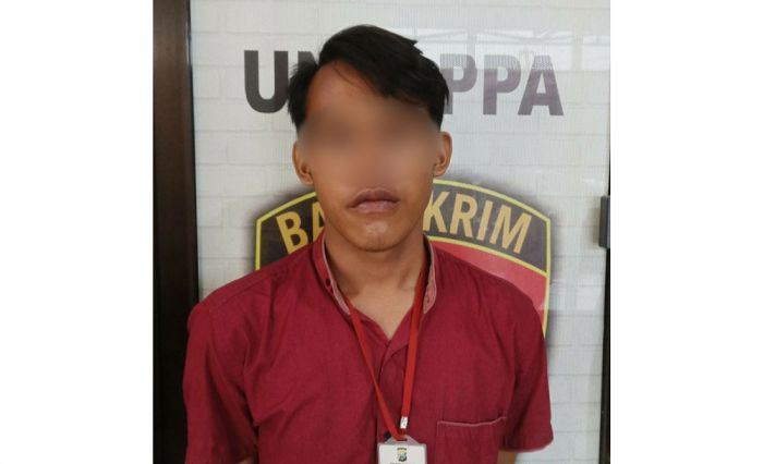 Kenalan Lewat Medsos, Pemuda di Jombang Setubuhi Gadis SMP Kenalan Lewat Medsos, Pemuda di Jombang Setubuhi Gadis SMP