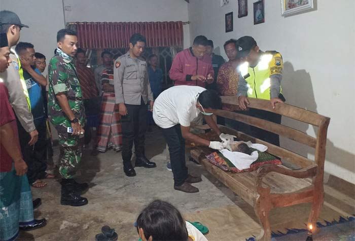 Hilang saat Ikut Hajatan, Balita di Bojonegoro Ditemukan Meninggal Tenggelam di Bengawan Solo Hilang saat Ikut Hajatan, Balita di Bojonegoro Ditemukan Meninggal Tenggelam di Bengawan Solo