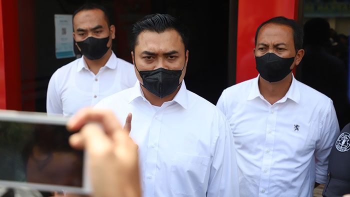 Kasatreskrim Polres Mojokerto Beberkan Kronologi Penangkapan Polisi Gadungan di Wilayahnya Kasatreskrim Polres Mojokerto Beberkan Kronologi Penangkapan Polisi Gadungan di Wilayahnya