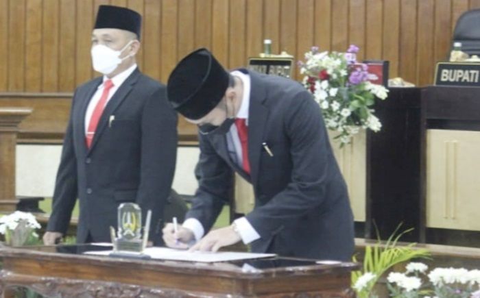 Dikabarkan Tak Harmonis, Bupati Lindra dan Wabup Riyadi Kompak Bantah Dikabarkan Tak Harmonis, Bupati Lindra dan Wabup Riyadi Kompak Bantah