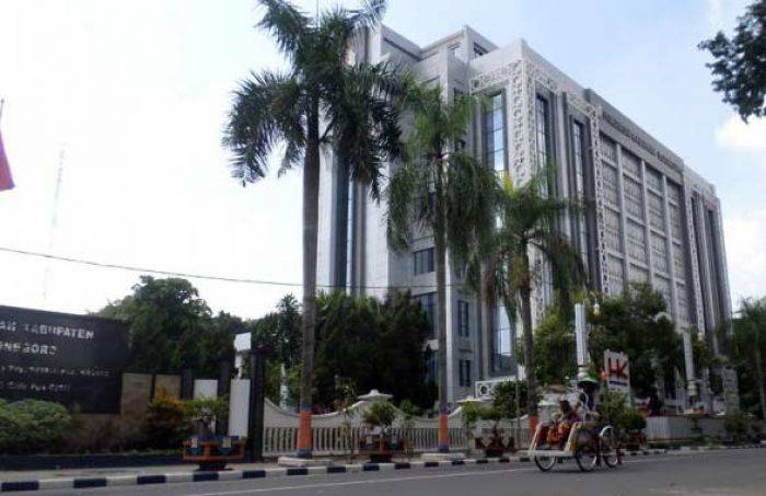 25 Keluhan Masyarakat Bojonegoro Belum Ditanggapi SKPD 25 Keluhan Masyarakat Bojonegoro Belum Ditanggapi SKPD