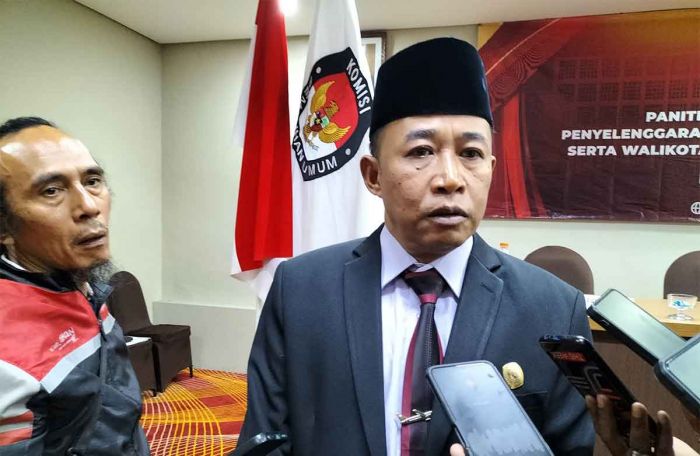 KPU Kota Batu Lantik 15 Anggota PPK, 60 persen Wajah Baru KPU Kota Batu Lantik 15 Anggota PPK, 60 persen Wajah Baru