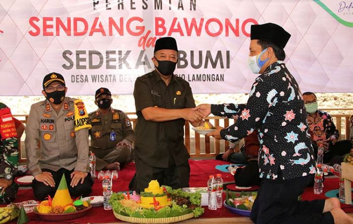 Resmikan Wisata Sendang Bawono, Bupati Fadeli Apresiasi Inovasi Pemdes Deketagung Resmikan Wisata Sendang Bawono, Bupati Fadeli Apresiasi Inovasi Pemdes Deketagung