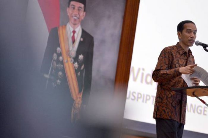 Pukul Rebana, Presiden Joko Widodo Resmi Buka Kongres Muslimat NU XVII