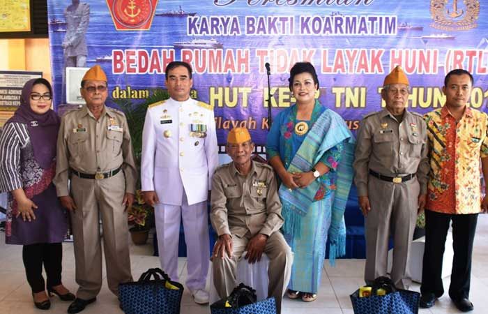 Sambut HUT ke-72 TNI, Koarmatim Bedah Tiga Rumah Veteran Republik Indonesia