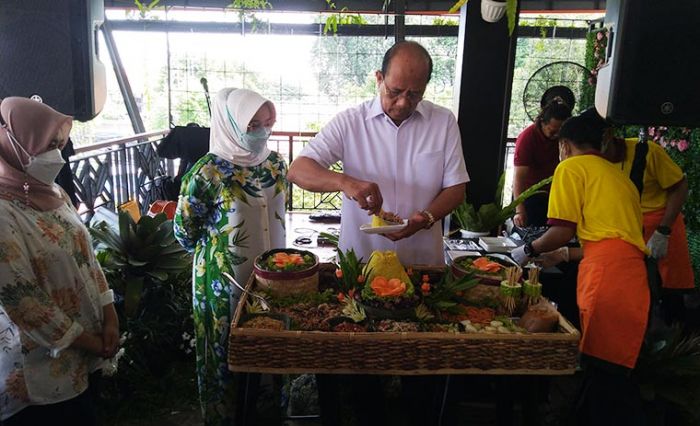 Grand Opening Resto Warung Dulang 88, Hadirkan Kuliner Bercita Rasa Tradisional yang Murmer Grand Opening Resto Warung Dulang 88, Hadirkan Kuliner Bercita Rasa Tradisional yang Murmer
