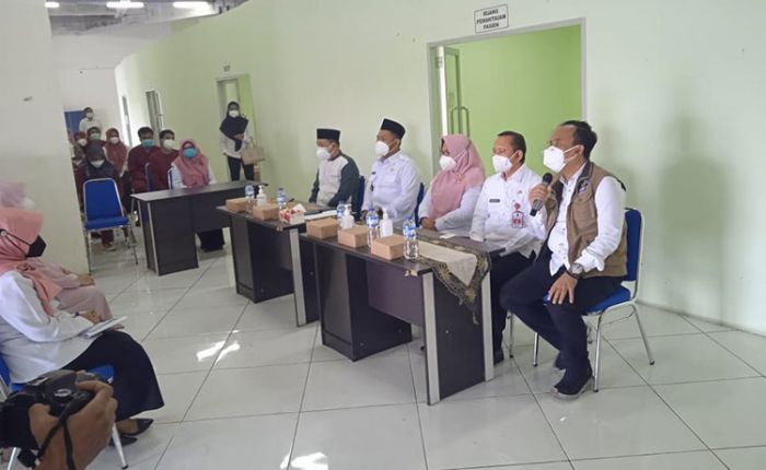 Teken Perbup Perubahan, Bupati Gus Yani: Insentif Nakes di Gejos Siap Dicairkan Teken Perbup Perubahan, Bupati Gus Yani: Insentif Nakes di Gejos Siap Dicairkan