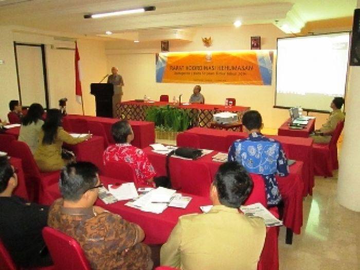 Humas Keluhkan Humas Keluhkan