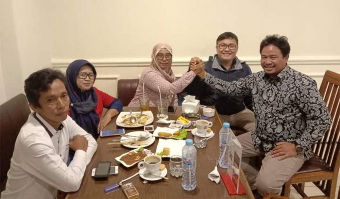 Siap Maju Cawali, Cak Ali Azhar Bertemu Ketua PSI dan Partai Garuda Surabaya Siap Maju Cawali, Cak Ali Azhar Bertemu Ketua PSI dan Partai Garuda Surabaya