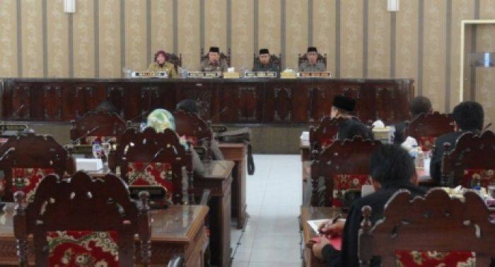 Terkait Usulan 3 Raperda Eksekutif, Dewan Probolinggo Gelar Sidang Paripurna Terkait Usulan 3 Raperda Eksekutif, Dewan Probolinggo Gelar Sidang Paripurna