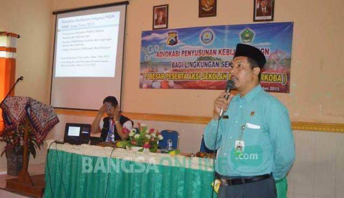 MTs N Tuban Raih Penghargaan dari BNNP Jatim MTs N Tuban Raih Penghargaan dari BNNP Jatim