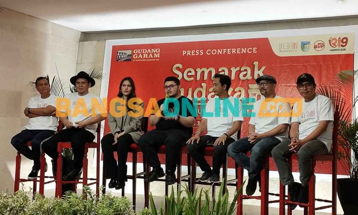 Lagu Begitu Indah dari Padi Reborn Tutup Konser Semarak Budaya di SLG Lagu Begitu Indah dari Padi Reborn Tutup Konser Semarak Budaya di SLG