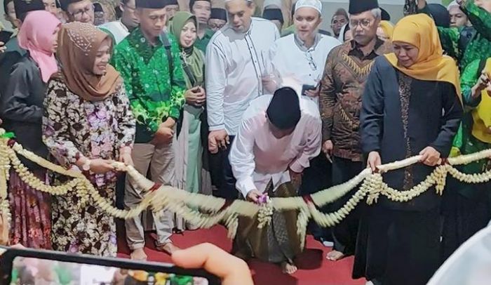 ​Di Hadapan Ratusan Kiai, Khofifah Tegaskan Tak Mau OPD Jatim Korupsi karena Relawan