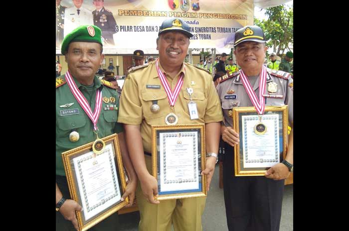 Tambakboyo Dinobatkan Sebagai Kecamatan Terbaik 2017 Tambakboyo Dinobatkan Sebagai Kecamatan Terbaik 2017