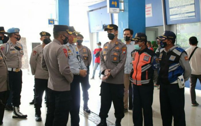 Polresta Malang Kota Tinjau Stasiun dan Terminal Jelang Nataru