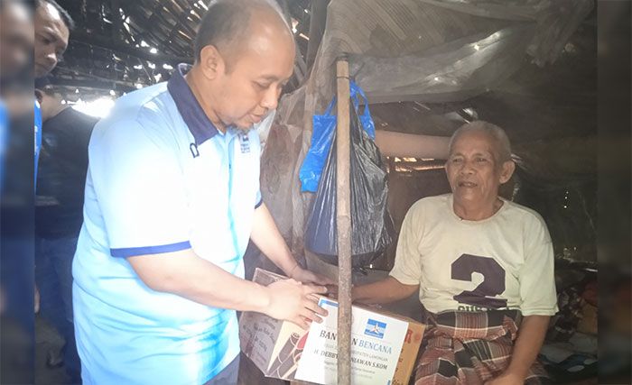 Anggota DPR RI ini Salurkan Bantuan Sembako untuk Warga Terdampak Banjir di Lamongan Anggota DPR RI ini Salurkan Bantuan Sembako untuk Warga Terdampak Banjir di Lamongan