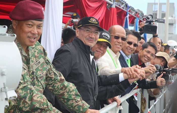 Satgas Trilateral Maritime Patrol Indomalphi Berhasil Bebaskan Pembajakan di KM Bunga Teratai Satgas Trilateral Maritime Patrol Indomalphi Berhasil Bebaskan Pembajakan di KM Bunga Teratai