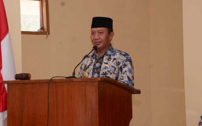 Bupati Tuban Bakal Surati Kemendes, Usulkan Pencairan DD Harus Ada Rekomendasi dari Pendamping Desa Bupati Tuban Bakal Surati Kemendes, Usulkan Pencairan DD Harus Ada Rekomendasi dari Pendamping Desa