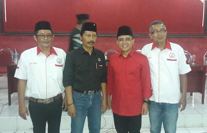 Rancang Kampanye Inspiratif, Azwar Anas Safari Politik ke 27 DPC PDI-P Rancang Kampanye Inspiratif, Azwar Anas Safari Politik ke 27 DPC PDI-P