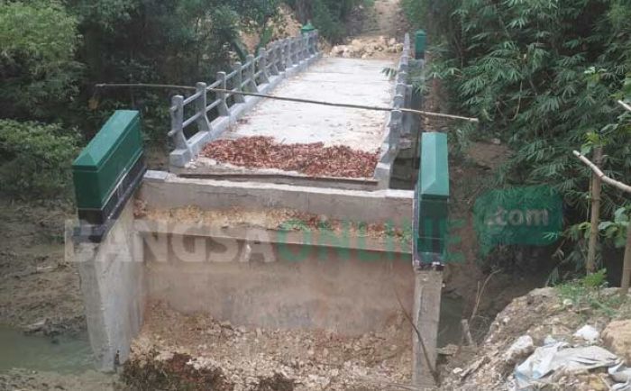 Baru Dibangun, Dua Jembatan di Bangilan Sudah Ambrol Baru Dibangun, Dua Jembatan di Bangilan Sudah Ambrol