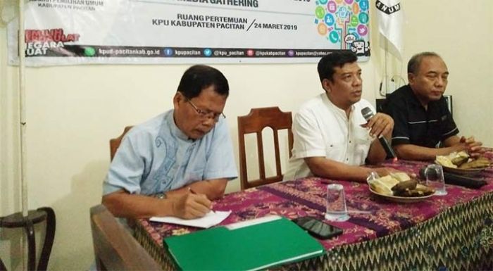 Hanya Orang Stres, Depresi, dan Tuna Grahita yang Memiliki Hak Pilih Hanya Orang Stres, Depresi, dan Tuna Grahita yang Memiliki Hak Pilih
