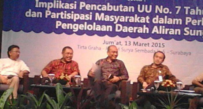 PDAM Surabaya Gelar Seminar Implikasi Pencabutan UU No. 7 Tahun 2004 PDAM Surabaya Gelar Seminar Implikasi Pencabutan UU No. 7 Tahun 2004
