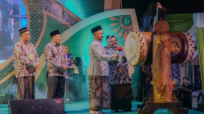 Ratusan Kafilah se-Kabupaten Gresik Berkompetisi di Ajang MTQ XXXI Bungah Ratusan Kafilah se-Kabupaten Gresik Berkompetisi di Ajang MTQ XXXI Bungah