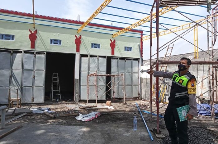Hendak Pasang Kanopi, Dua Pekerja di Pasuruan Tersengat Listrik, Satu Meninggal Dunia Hendak Pasang Kanopi, Dua Pekerja di Pasuruan Tersengat Listrik, Satu Meninggal Dunia