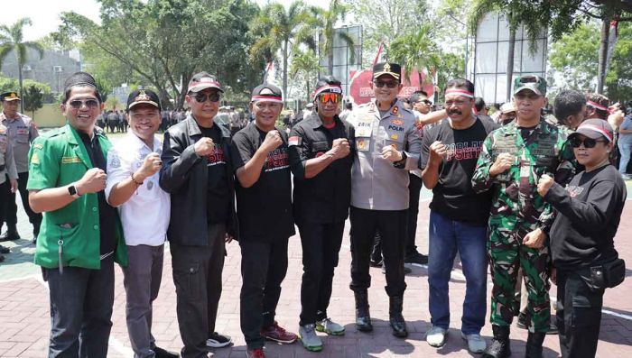 Ribuan Pendekar dan Banser di Magetan Deklarasi Damai, Siap Bantu TNI-Polri Jaga Kondusivitas Ribuan Pendekar dan Banser di Magetan Deklarasi Damai, Siap Bantu TNI-Polri Jaga Kondusivitas