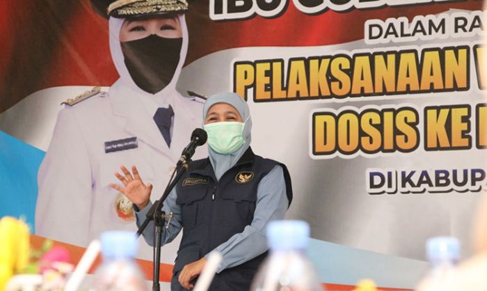 Gubernur Khofifah Tinjau Percepatan Pelaksanaan Vaksinasi Tahap Dua di Lamongan Gubernur Khofifah Tinjau Percepatan Pelaksanaan Vaksinasi Tahap Dua di Lamongan