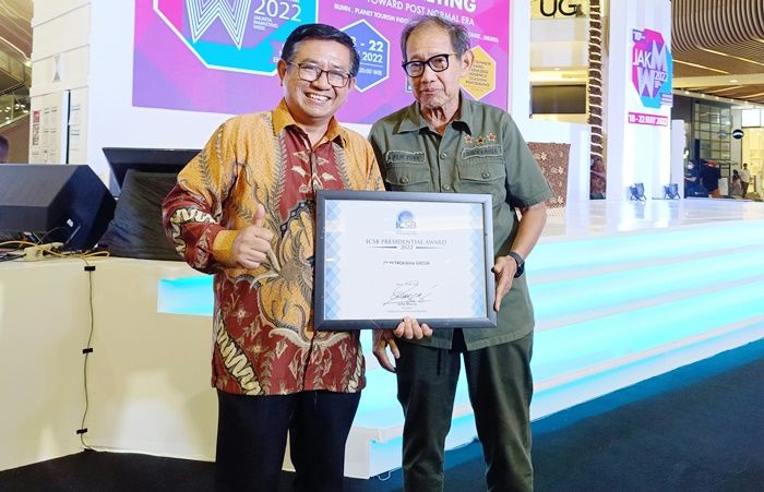 Berkontribusi bagi UMKM, Petrokimia Gresik Raih Award 2022 dari ICSB Indonesia, Masuk 17 Besar Berkontribusi bagi UMKM, Petrokimia Gresik Raih Award 2022 dari ICSB Indonesia, Masuk 17 Besar