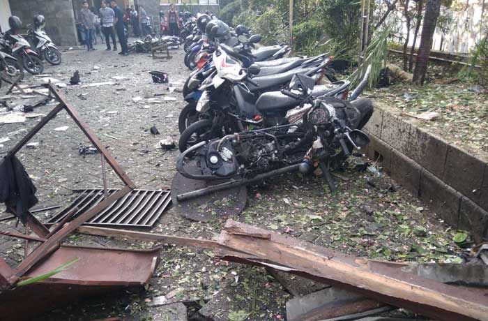 Korban Meninggal jadi 10 Orang, Berikut Kronologi Meledaknya Bom di Sejumlah Gereja di Surabaya
