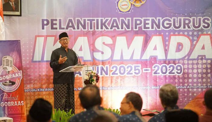 Wakil Wali Kota Kediri Hadiri Pelantikan Dewan Pengurus dan Dewan Penasihat Ikasmada 2025-2029 Wakil Wali Kota Kediri Hadiri Pelantikan Dewan Pengurus dan Dewan Penasihat Ikasmada 2025-2029