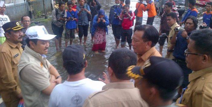 Pembangunan Tanggul Kali Lamong Terhambat Harga Tanah Pembangunan Tanggul Kali Lamong Terhambat Harga Tanah