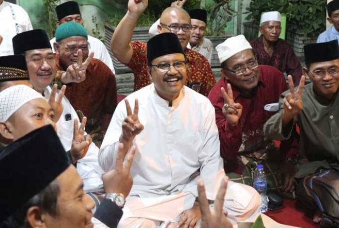 Hadir di Sedekah Bumi Benowo, Gus Ipul: Ini Harus Dilestarikan Hadir di Sedekah Bumi Benowo, Gus Ipul: Ini Harus Dilestarikan