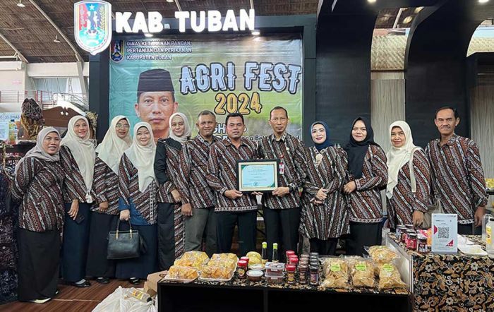 Perketat Pengawasan Pangan Segar, Pemkab Tuban Dapat Penghargaan dari Badan Pangan Nasional Perketat Pengawasan Pangan Segar, Pemkab Tuban Dapat Penghargaan dari Badan Pangan Nasional