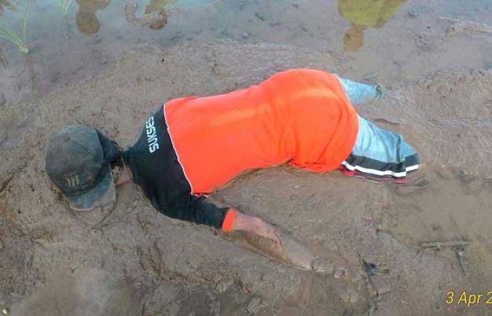 Epilepsi Kambuh, Seorang Petani di Punung Pacitan Tewas Saat Bercocok Tanam Epilepsi Kambuh, Seorang Petani di Punung Pacitan Tewas Saat Bercocok Tanam