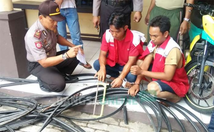 Gunakan Seragam Telkom, Curi Kabel Telepon