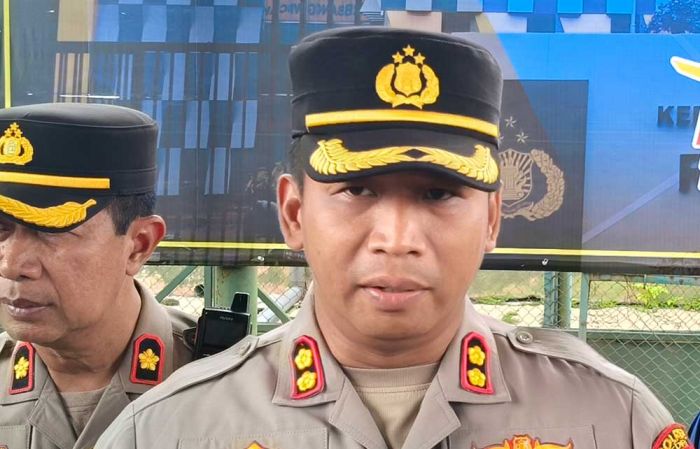 Polres Kediri Tangkap Tiga Tersangka Pengedar Narkoba, Amankan 900 Gram Sabu Polres Kediri Tangkap Tiga Tersangka Pengedar Narkoba, Amankan 900 Gram Sabu