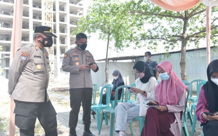 Gandeng Umla, Polres Lamongan Gelar Vaksinasi Massal Gandeng Umla, Polres Lamongan Gelar Vaksinasi Massal