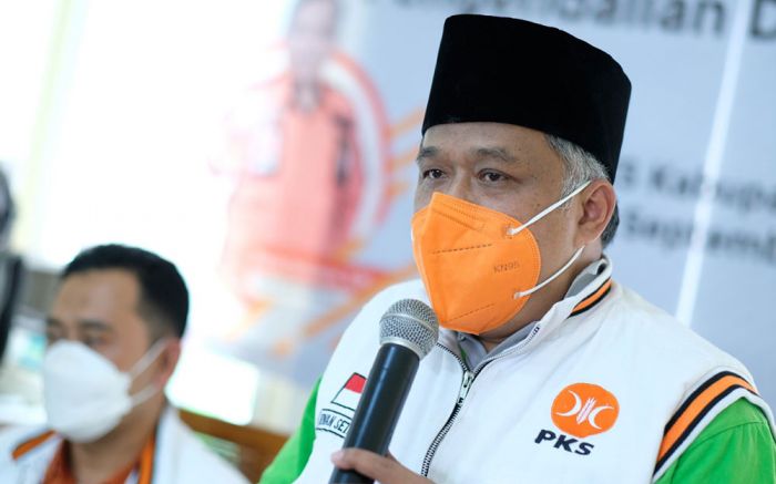 Kang Irwan Apresiasi DPD PKS yang Gelar Vaksinasi Massal Kang Irwan Apresiasi DPD PKS yang Gelar Vaksinasi Massal