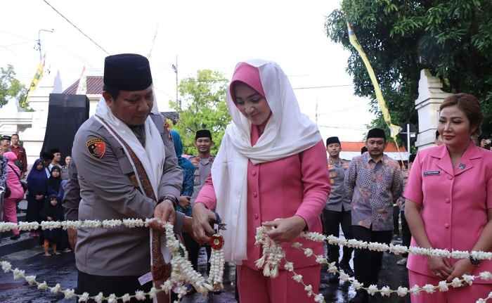 Festival Ramadhan Bhayangkari Dibuka Langsung Kapolda dan Ketua Bhayangkari Jatim Festival Ramadhan Bhayangkari Dibuka Langsung Kapolda dan Ketua Bhayangkari Jatim